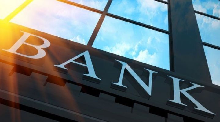 Banklardan 4-nün əmlakları satışa çıxarılıb - bina, avtomobil...