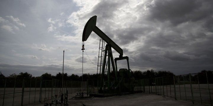 Neft Fransa Prezidentinin təklifi ilə ucuzlaşıb