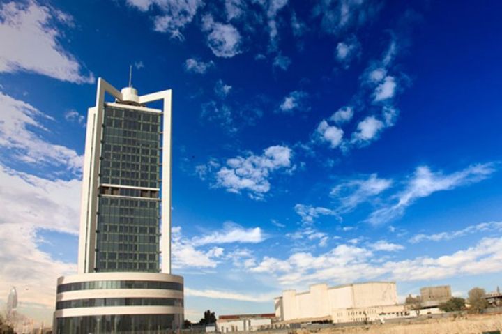 Neft Fondu yeni sazişə uyğun olaraq 450 milyon dollarlıq ilk bonusu alıb