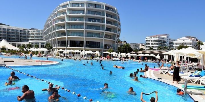 7 ayda 25 milyon turist qəbul edib, otellər 76% dolub