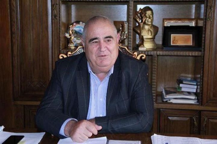 İsfəndiyar Axundov iddiaları inkar etdi -"Biz mənzil sahiblərini məhkəməyə verəcəyik”