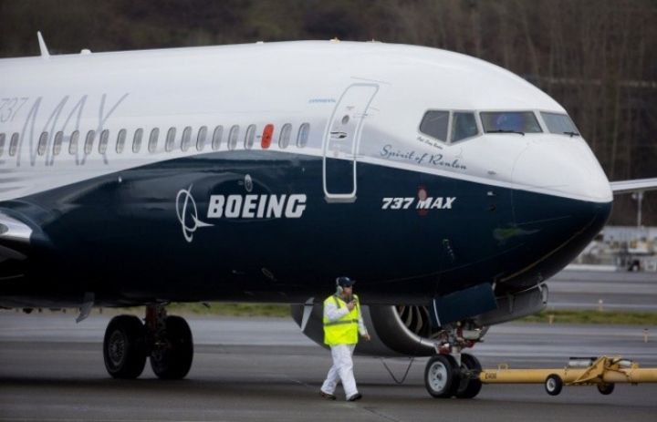 Boeing 1 ildə 806 təyyarə təhvil verib