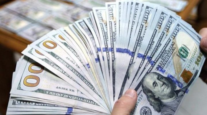 Neft Fondu büdcəyə transferti 850 milyon manat kəsirlə icra edib