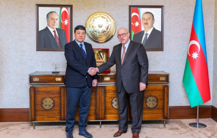 Azərbaycan və Qırğızıstan mülki aviasiya sahəsində əməkdaşlığı müzakirə edib