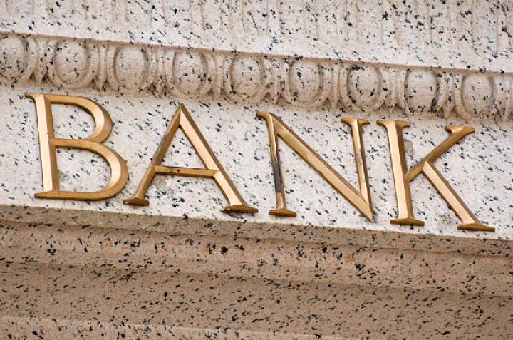 Azərbaycanda 5 bankın 9 aylıq əməliyyat gəlirləri 225 milyon manatdan çoxdur