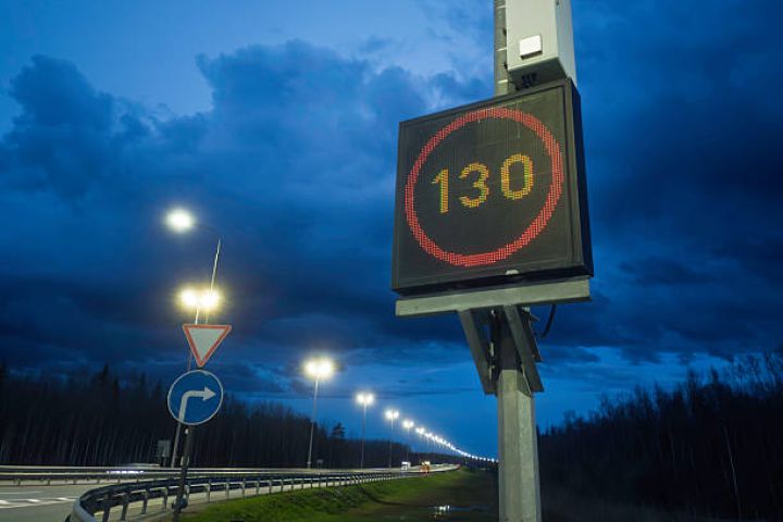 Ödənişli yollarda sürət həddi müəyyənləşdirilir