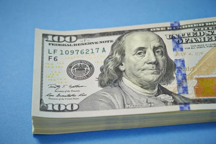 Banklarda Dolların yeni alış-satış qiymətləri-  YENİLƏNİB