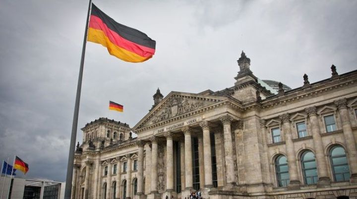 Almaniyada rekord büdcə artığı yaranıb