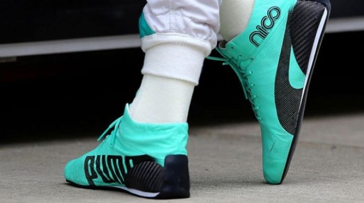 Məşhur idman geyimi marakasının sahibi dəyişəcək