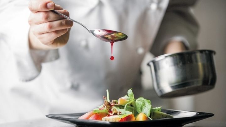 Bakıda xidmətlər üzrə qiymətlər aşağı düşüb