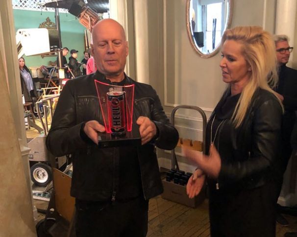 1 milyardıncı HELL-in sahibi Hollivud aktyoru oldu