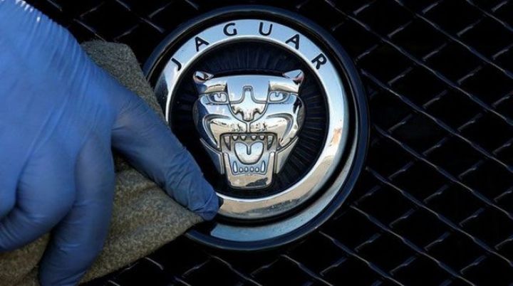 "Jaguar Land Rover" Slovakiyada zavod açdı
