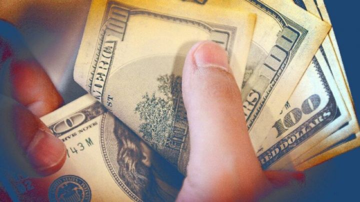 Banklara dollar satıldı - MƏBLƏĞ