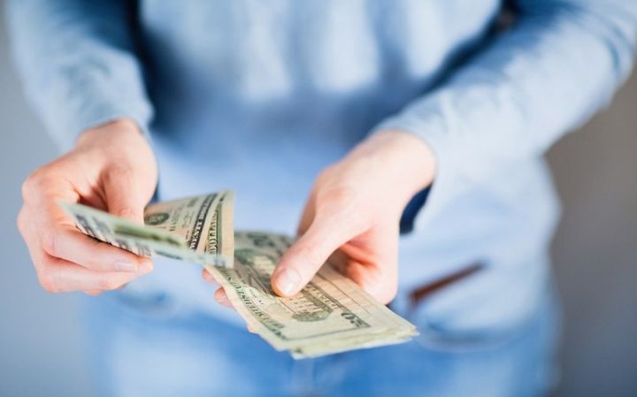 Azərbaycandan Gürcüstana pul köçürmələri 31 % azalıb